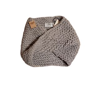 NWT- Knit Infinity Scarf
